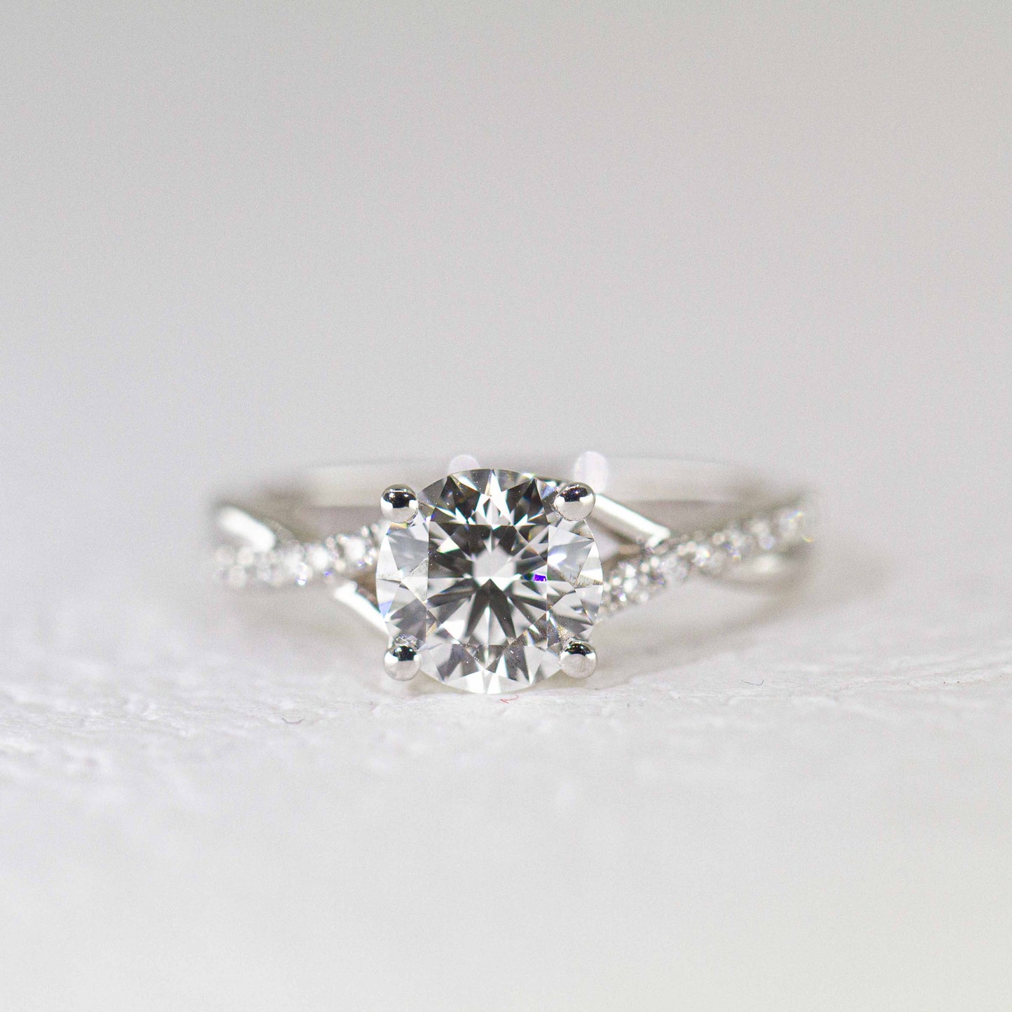 In-Stock 1.18cts Round Shape Lab Grown Diamond Ring (FELICIA – KLR0207)